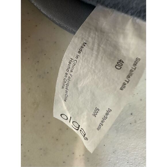 Olga Women's Silver and Grey Underwire No Padding Bra Size 40D - Picture 4 of 4